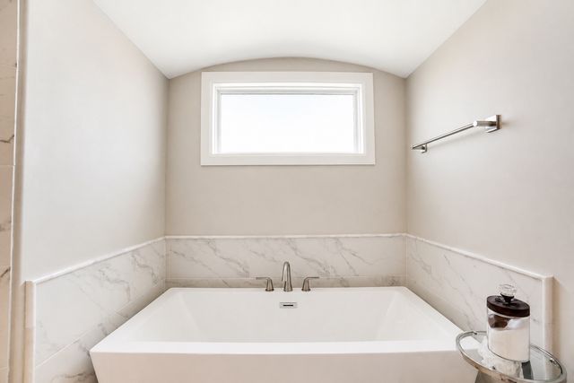 5876 N Meadows Ridge Road, Owasso, OK 74055