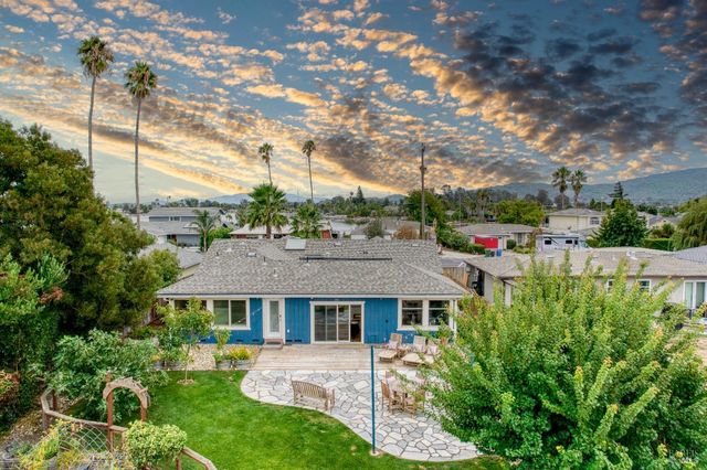 133 Montego Key, Novato, CA 94949