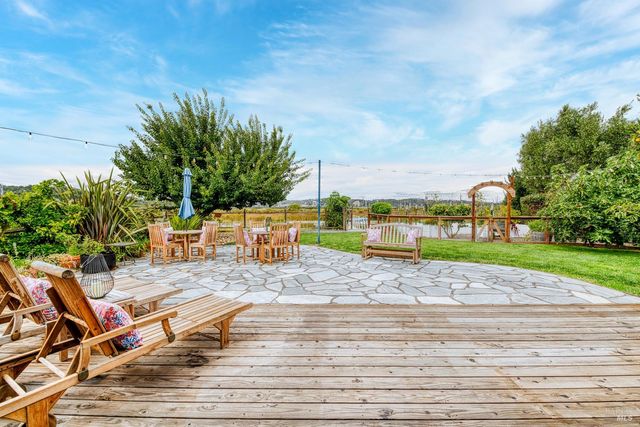 133 Montego Key, Novato, CA 94949