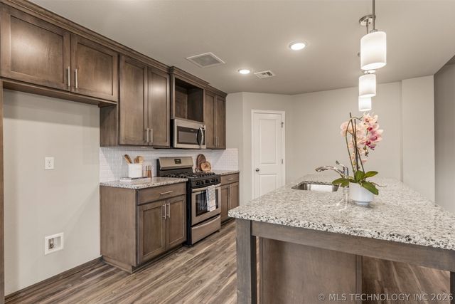 3872 E 144th Street S, Bixby, OK 74008