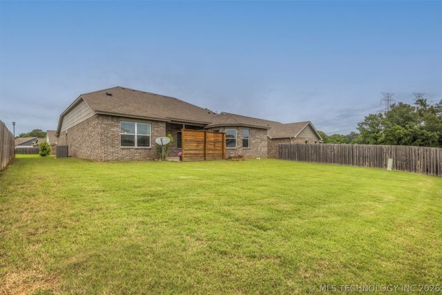3872 E 144th Street S, Bixby, OK 74008