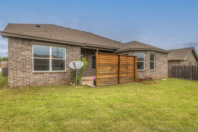 3872 E 144th Street S, Bixby, OK 74008