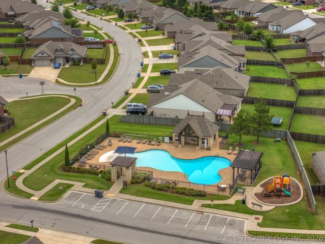 3872 E 144th Street S, Bixby, OK 74008