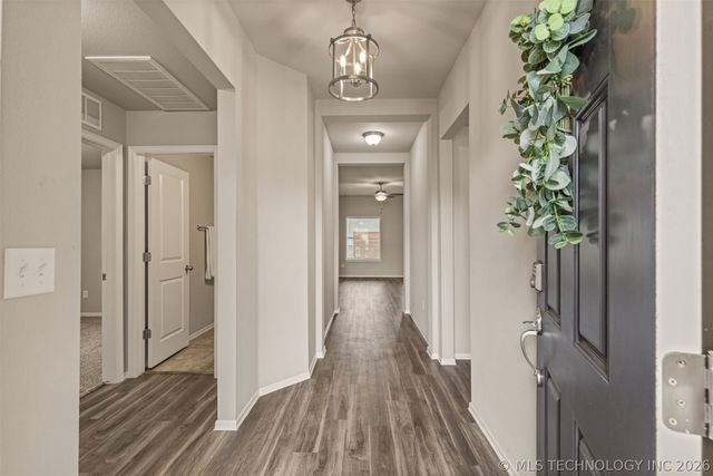 3872 E 144th Street S, Bixby, OK 74008