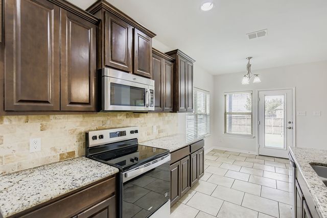 201 Pleasant Hill Lane, Fate, TX 75189