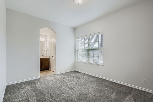 201 Pleasant Hill Lane, Fate, TX 75189