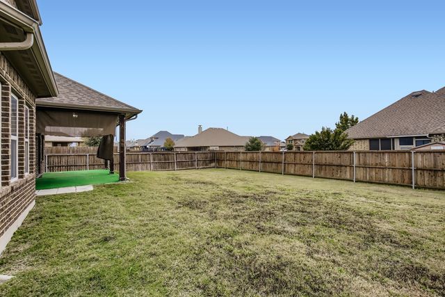 201 Pleasant Hill Lane, Fate, TX 75189