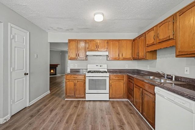 2058 Charter Lane, Lithonia, GA 30058