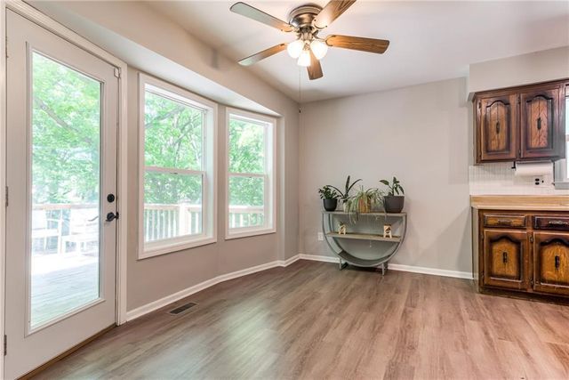600 NW 66th Street, Kansas City, MO 64118