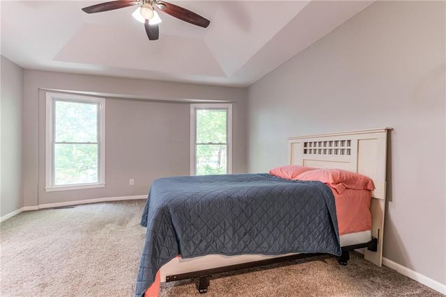 600 NW 66th Street, Kansas City, MO 64118
