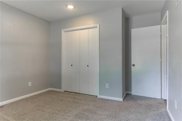 600 NW 66th Street, Kansas City, MO 64118