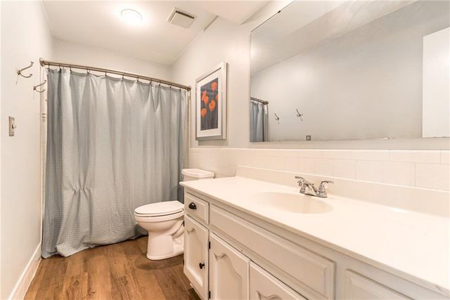 600 NW 66th Street, Kansas City, MO 64118