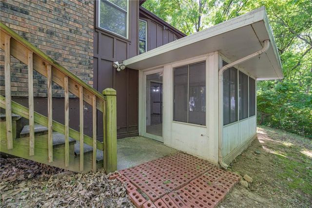 600 NW 66th Street, Kansas City, MO 64118