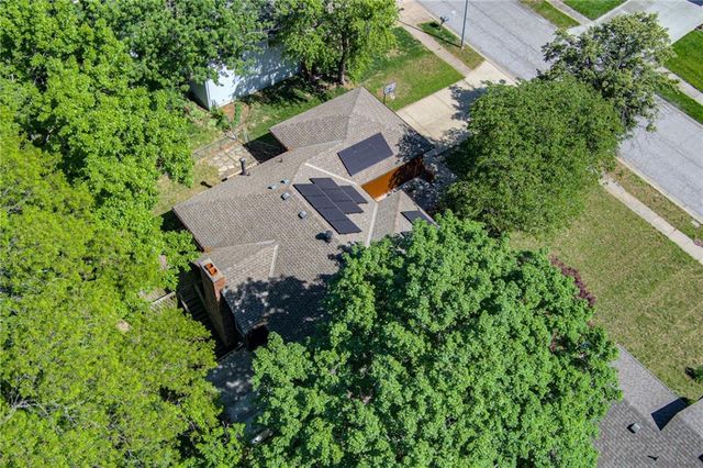 600 NW 66th Street, Kansas City, MO 64118