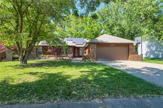 600 NW 66th Street, Kansas City, MO 64118