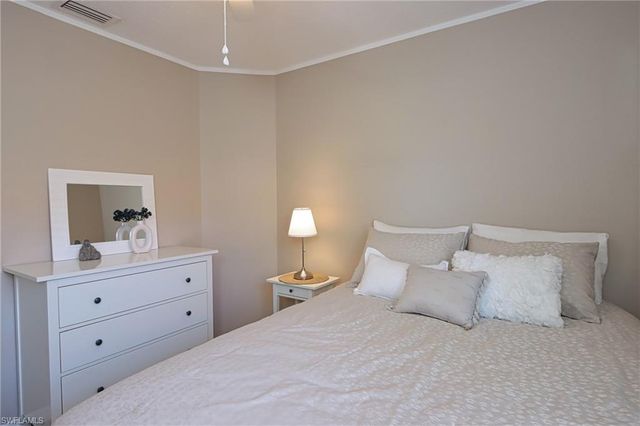 6544 Huntington Lakes CIR 204, Naples, FL 34119
