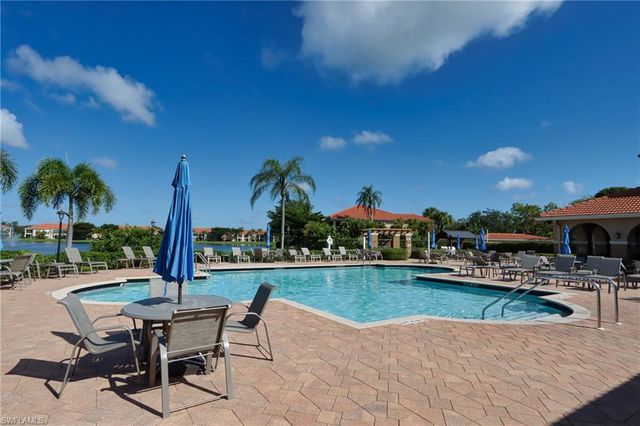6544 Huntington Lakes CIR 204, Naples, FL 34119