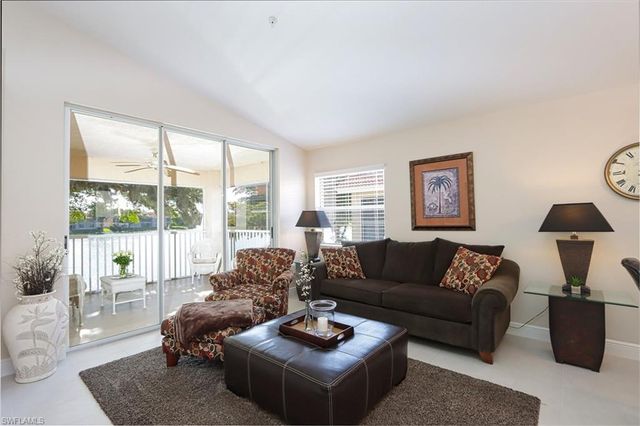 6544 Huntington Lakes CIR 204, Naples, FL 34119