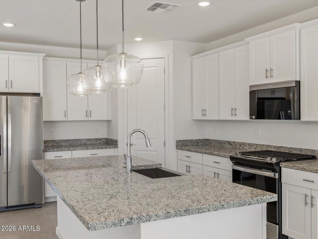 22649 W PONTIAC Drive, Surprise, AZ 85387