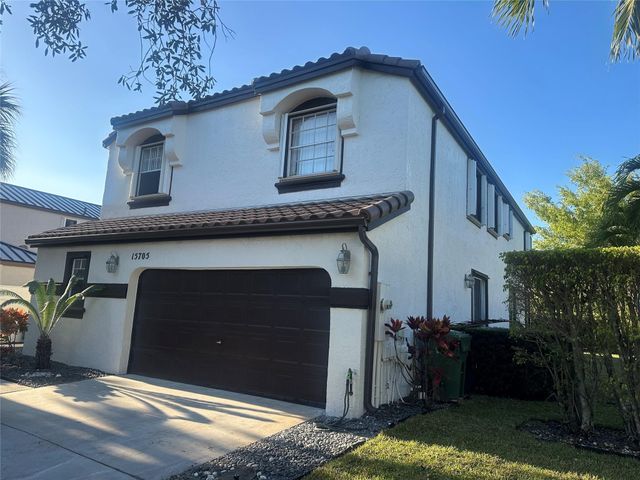 15705 NW 10th Street, Pembroke Pines, FL 33028