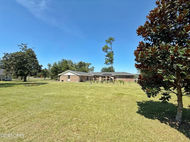 3380 Caverns Road, Marianna, FL 32446