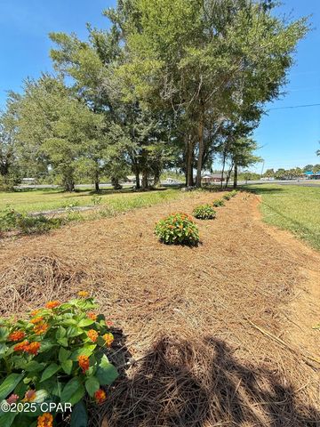 3380 Caverns Road, Marianna, FL 32446