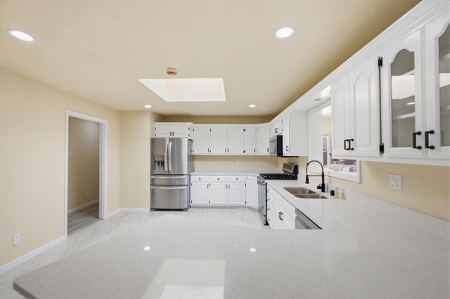 10103 La Salle Place NW, Albuquerque, NM 87114