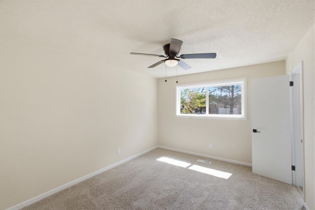 10103 La Salle Place NW, Albuquerque, NM 87114
