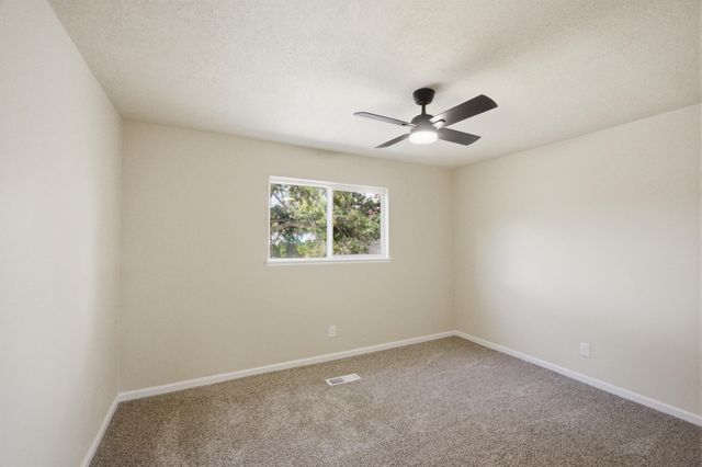 10103 La Salle Place NW, Albuquerque, NM 87114