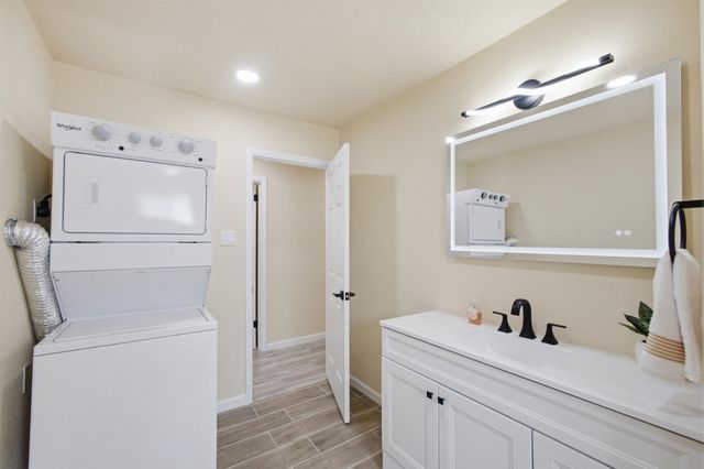 10103 La Salle Place NW, Albuquerque, NM 87114