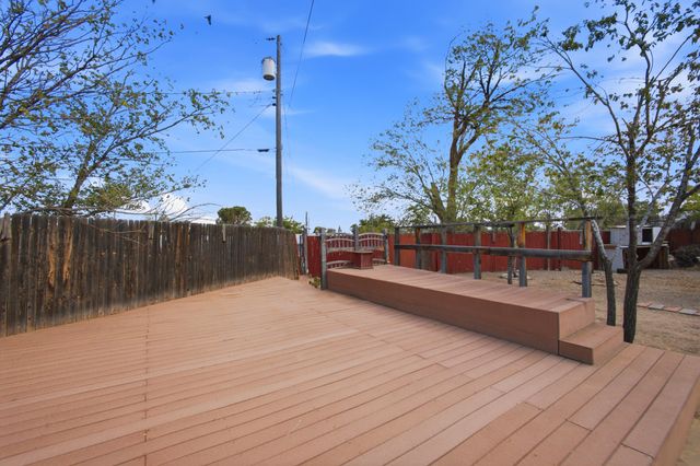 10103 La Salle Place NW, Albuquerque, NM 87114