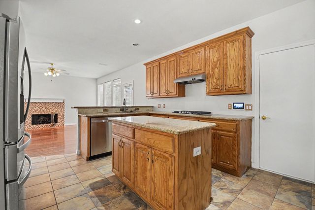 7633 Brownley Place, Plano, TX 75025