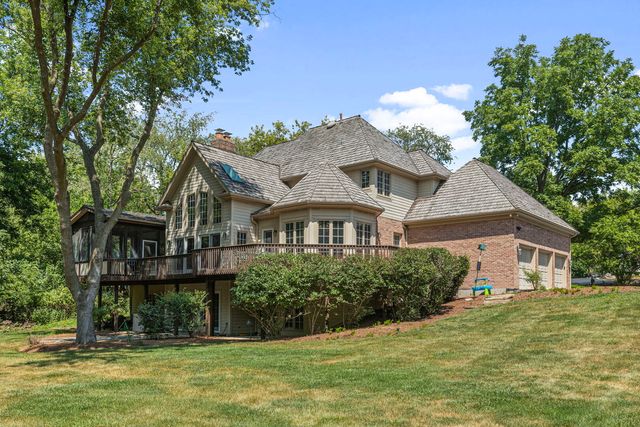 26495 Southgate Trail, Port Barrington, IL 60010