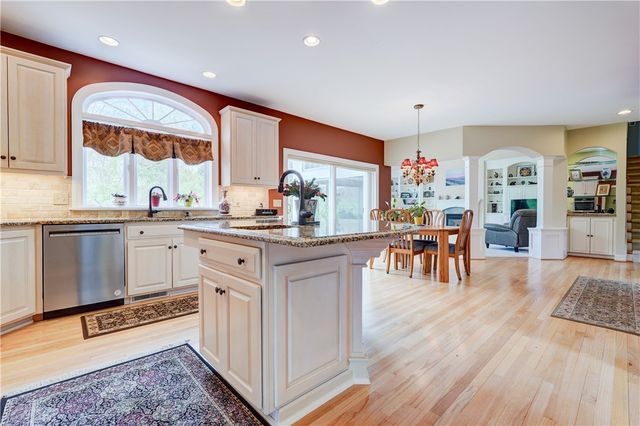20 Sunrise Hill, Pittsford, NY 14534