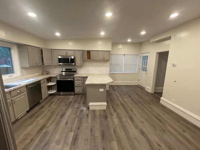 308 N Mill Street, Fergus Falls, MN 56537