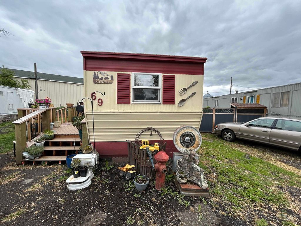 603 W Palouse River Dr. 69, Moscow, ID 83843
