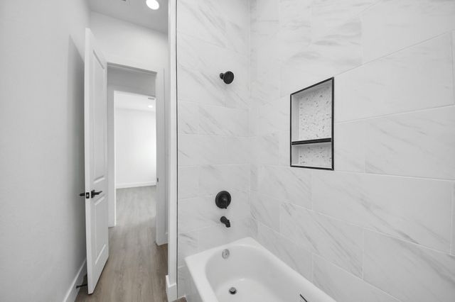 4129 E Toliver Street, Houston, TX 77016