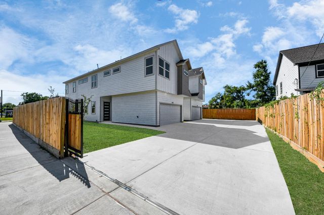 4129 E Toliver Street, Houston, TX 77016