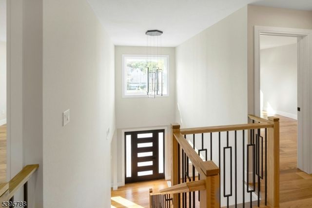 25 Pulaski Ave, Wallington Boro, NJ 07057