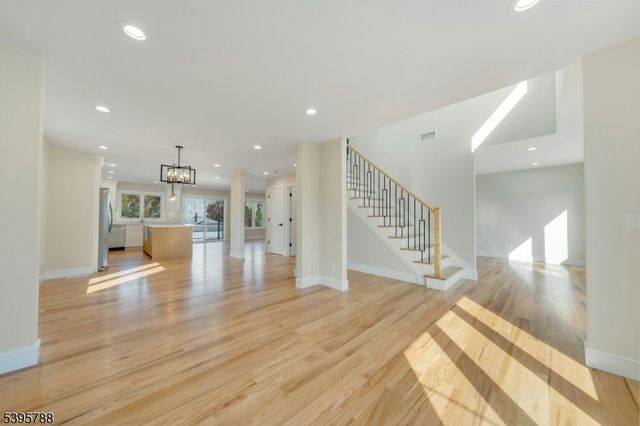 25 Pulaski Ave, Wallington Boro, NJ 07057