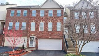 4135 BROOKGREEN DR, Fairfax, VA 22033