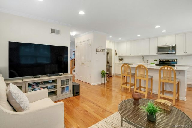 118 Underhill Lane, Peekskill, NY 10566