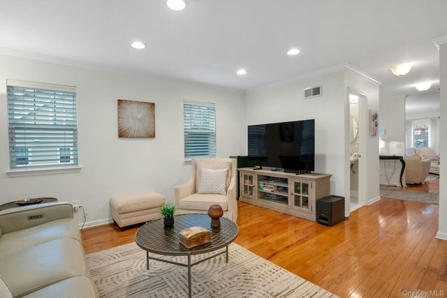 118 Underhill Lane, Peekskill, NY 10566