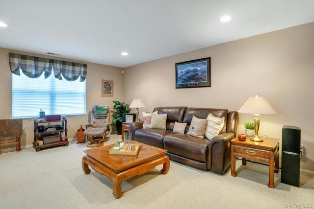 118 Underhill Lane, Peekskill, NY 10566