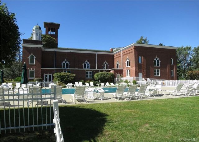 118 Underhill Lane, Peekskill, NY 10566