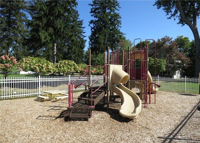 118 Underhill Lane, Peekskill, NY 10566