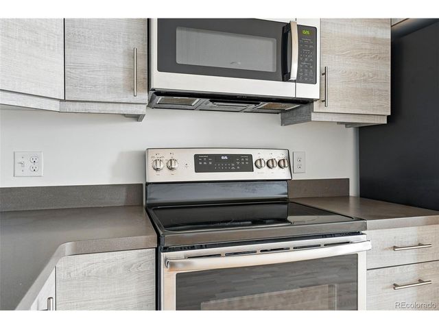 2835 W Parkside Pl 305, Denver, CO 80221