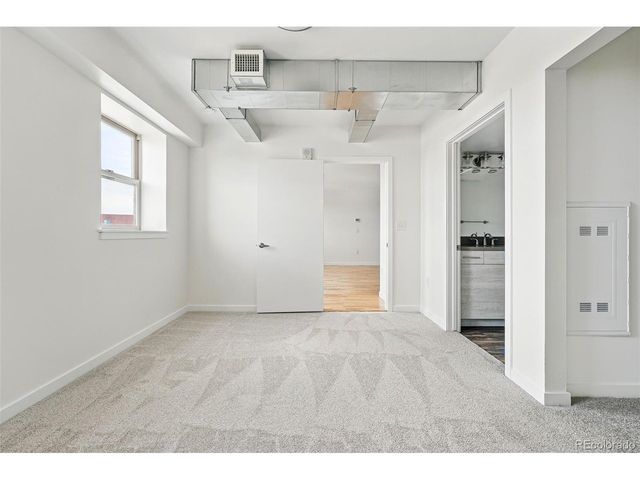 2835 W Parkside Pl 305, Denver, CO 80221