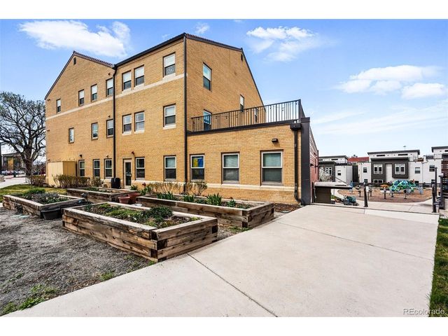 2835 W Parkside Pl 305, Denver, CO 80221