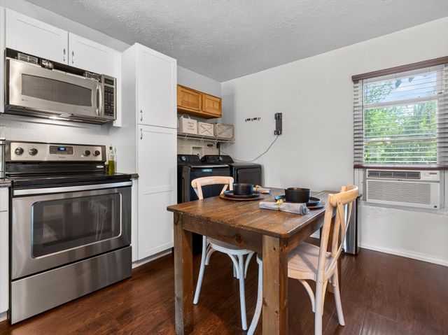 626 E South Street, Whitesboro, TX 76273